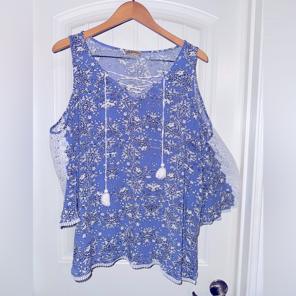 Cold Shoulder and lace blouse